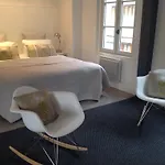 Le Fond De La Cour Honfleur