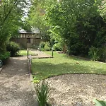 Le Fond De La Cour 4*